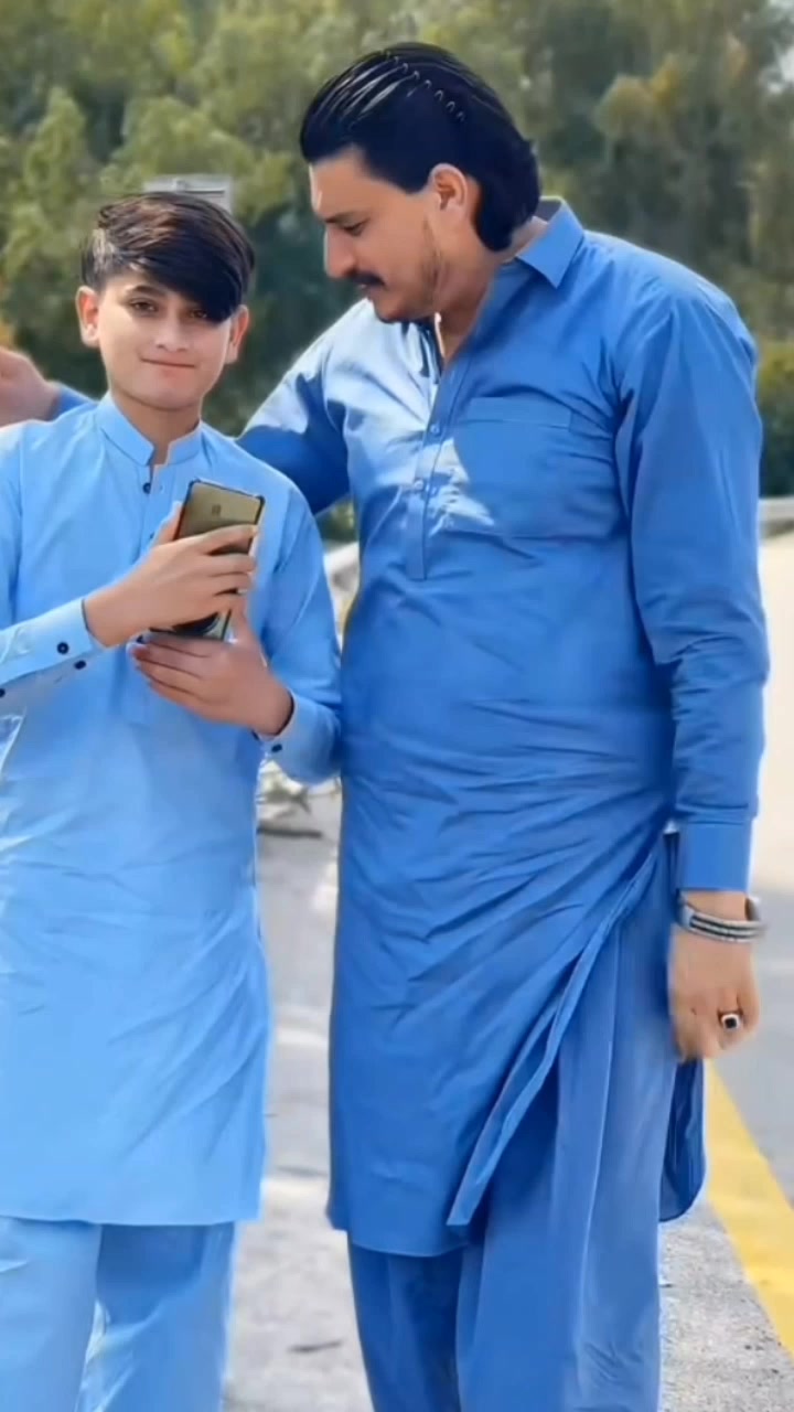 @SHERAZ LIVE