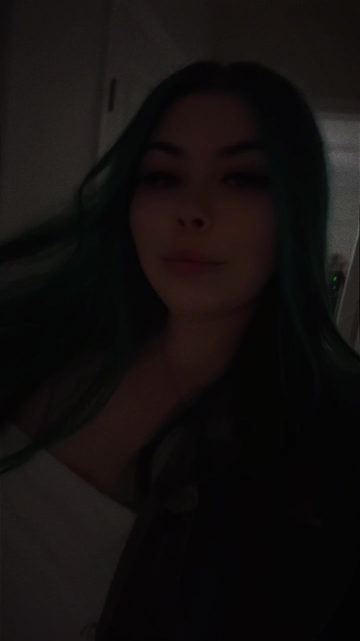 @Alyssssaalee