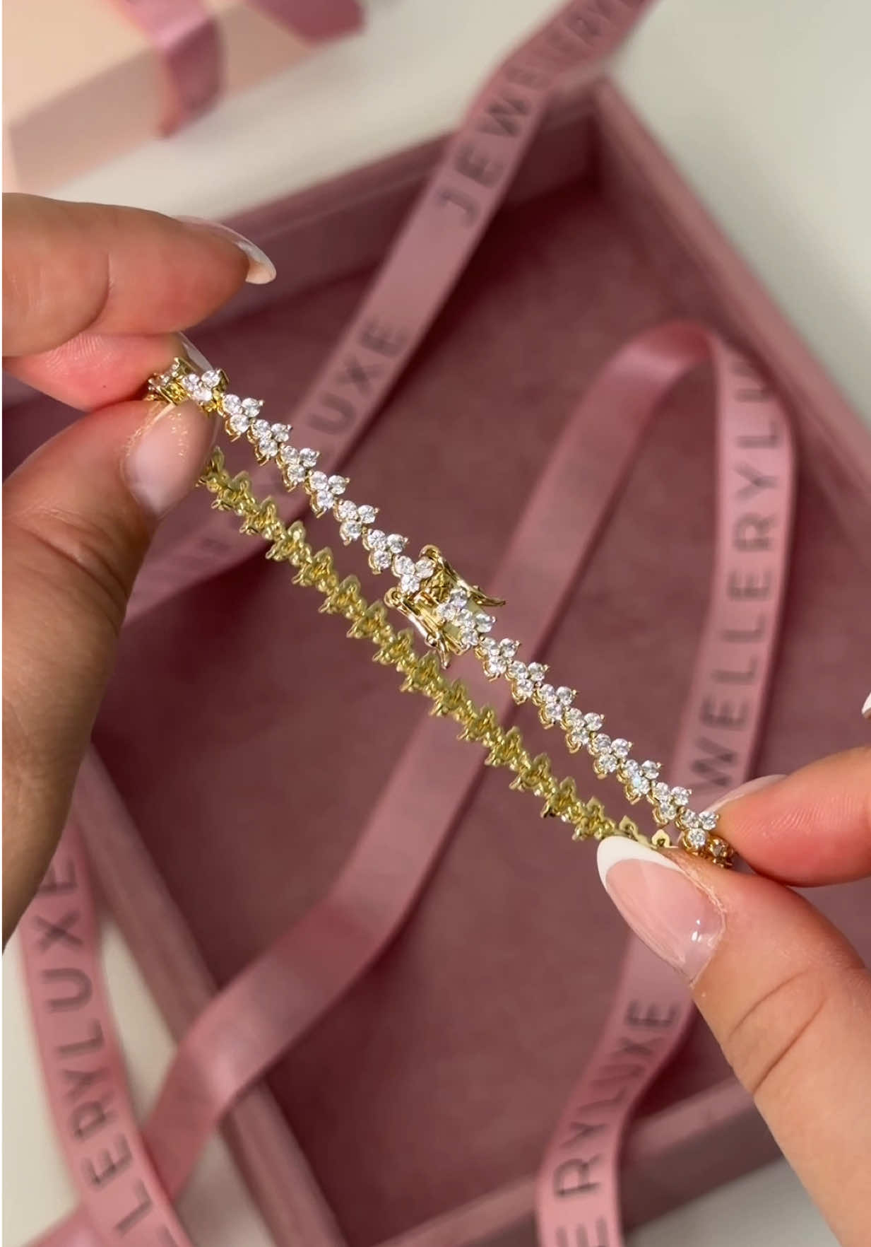 @JewelleryLuxe