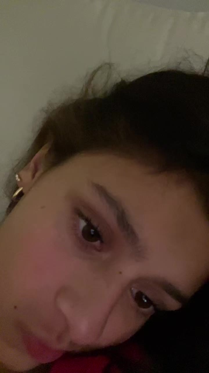 @ayvuh