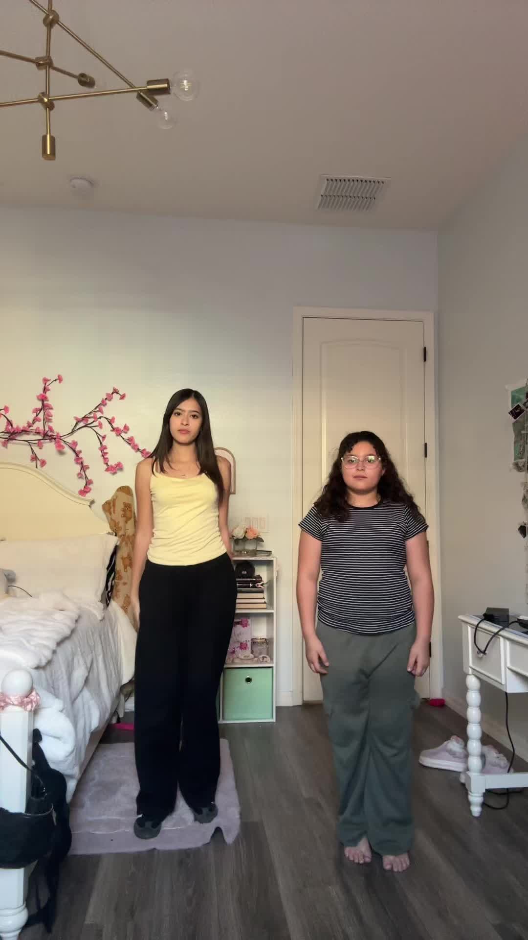 @Sophꨄ