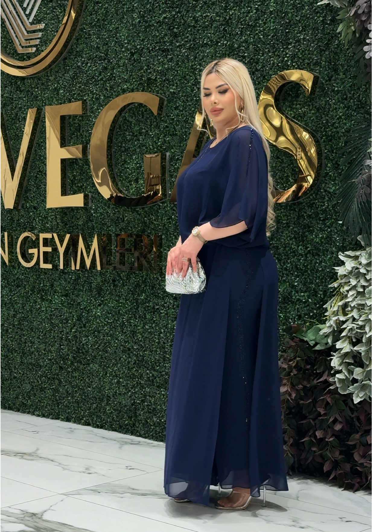 @Böyük Bədən Qadın Geyimləri