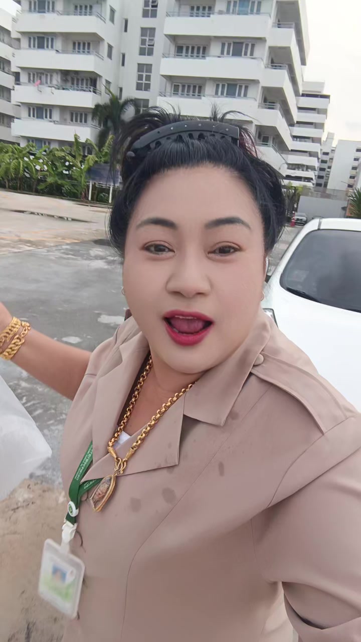 @ชุลีพร ใจเย็น