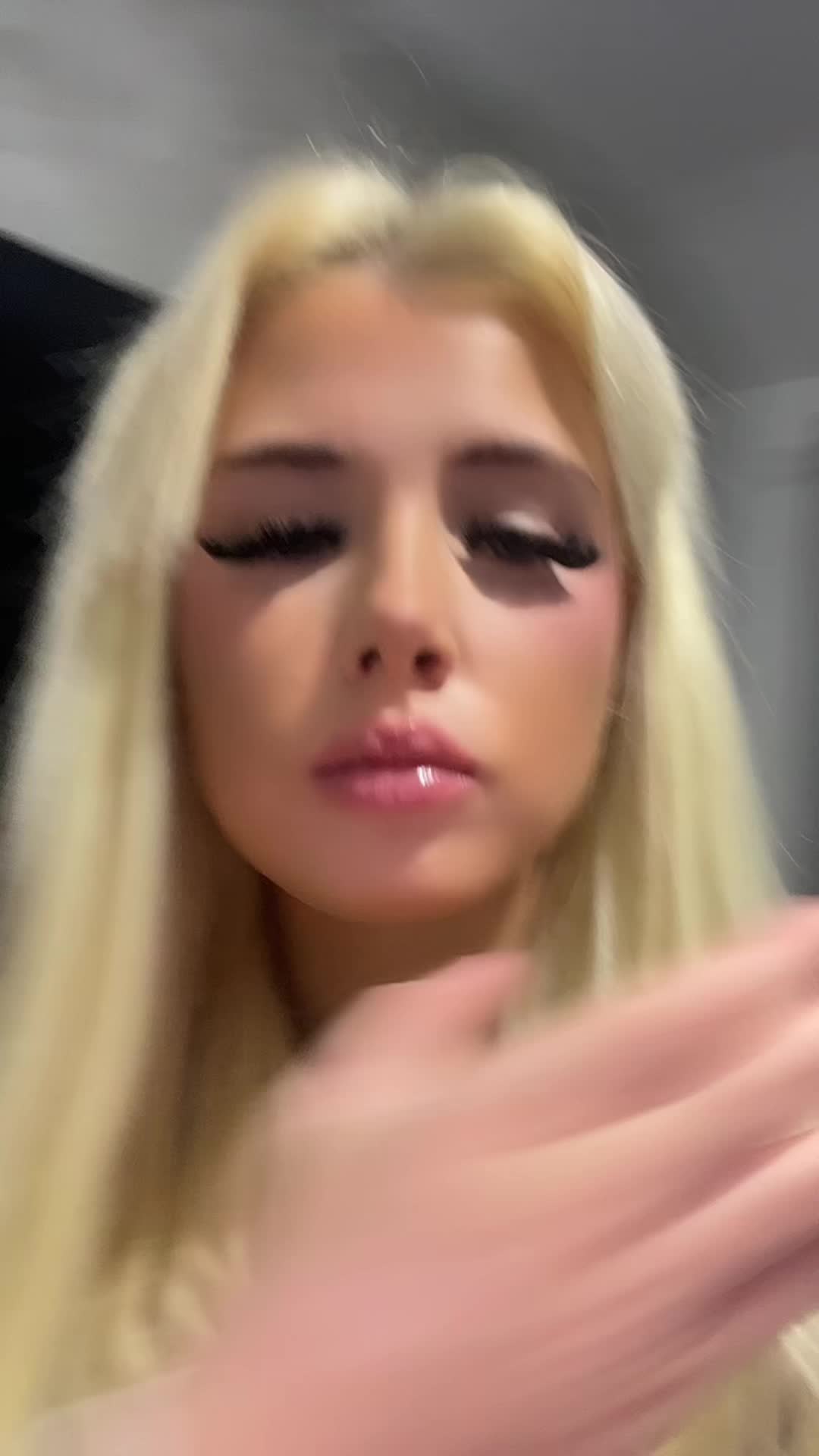 @mileymaii