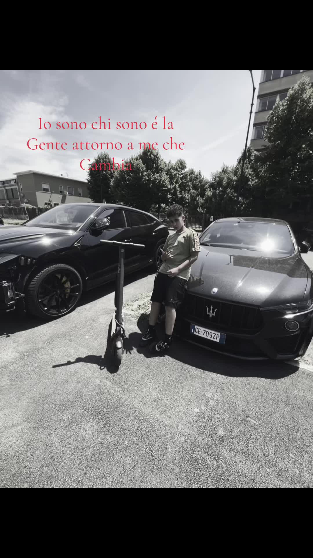 @Cr1_.Momo