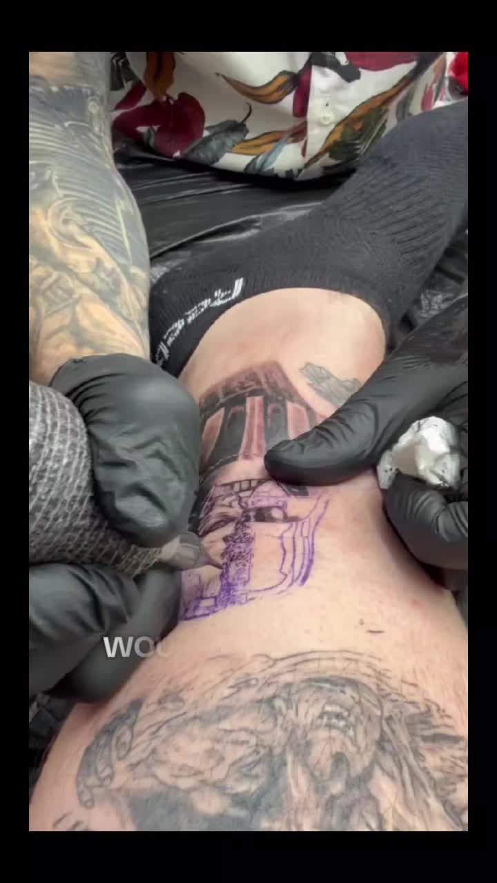 @Crying King Tattoos