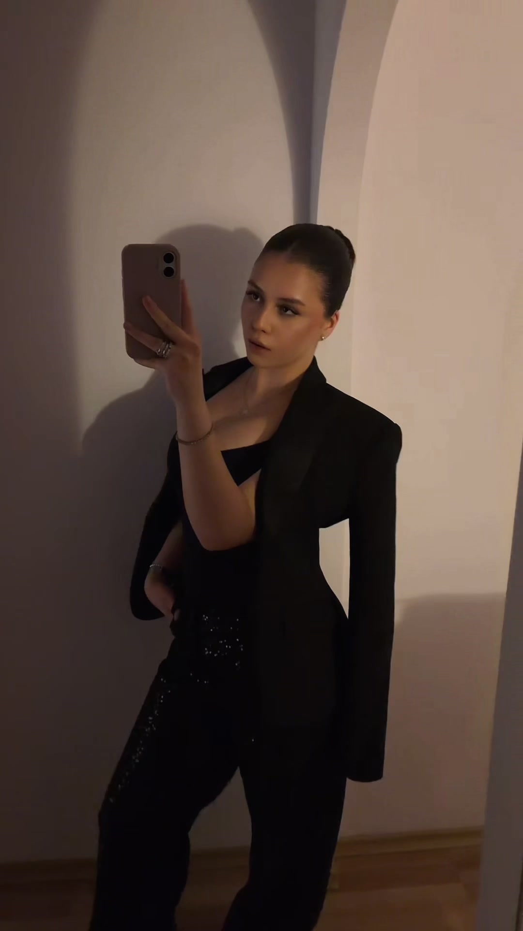 @D