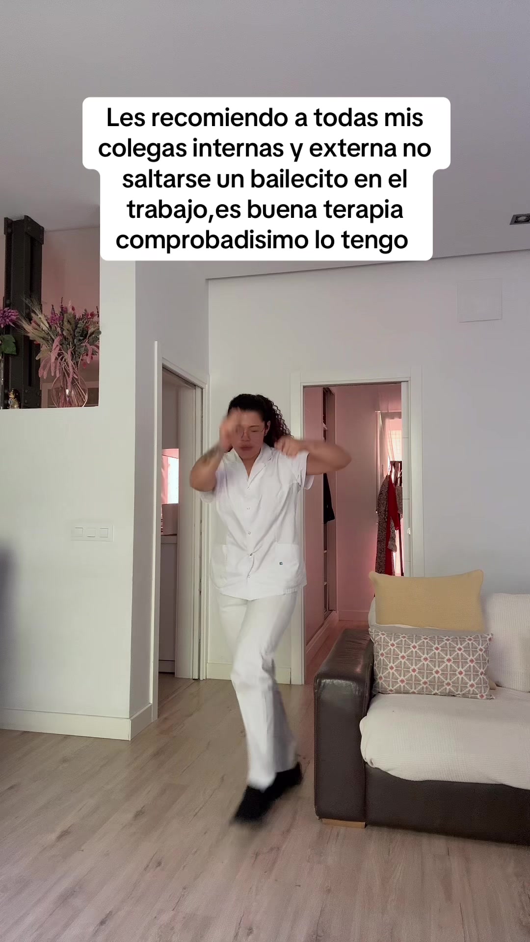 @lizeth_1728_