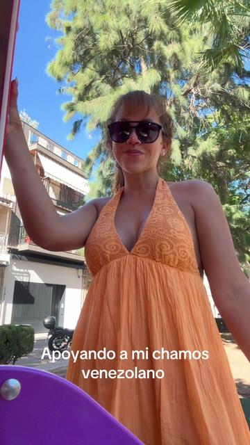 @Venezolana/Española