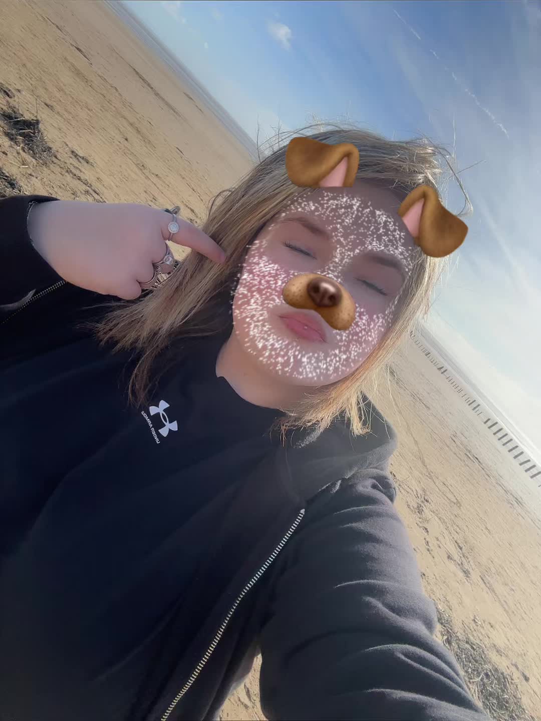 @ellie🫶🏻
