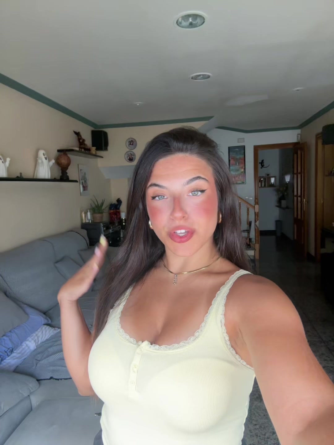@𝐴𝑟𝑖𝑎𝑑𝑛𝑎 𝐶ℎ𝑖𝑎 🌺