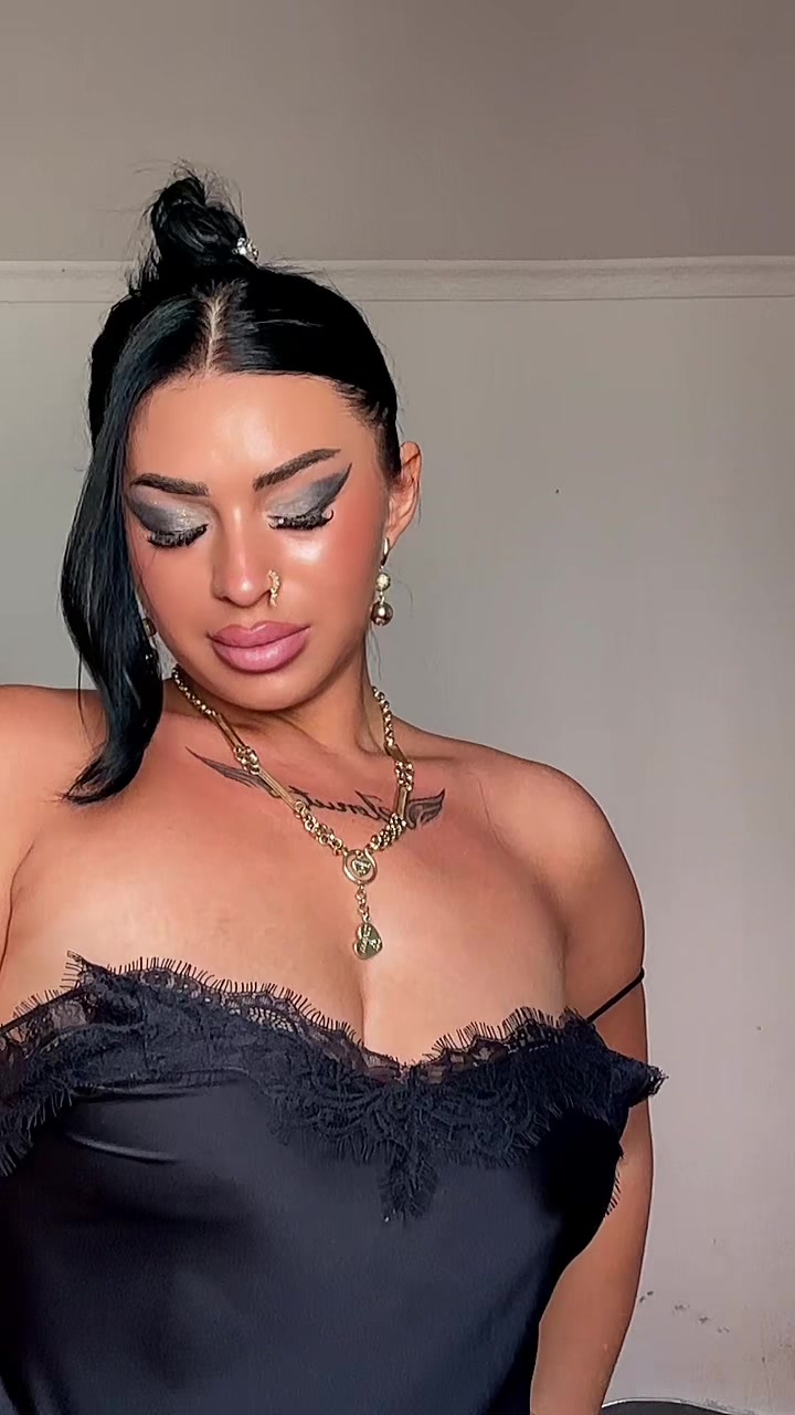 @Loredana
