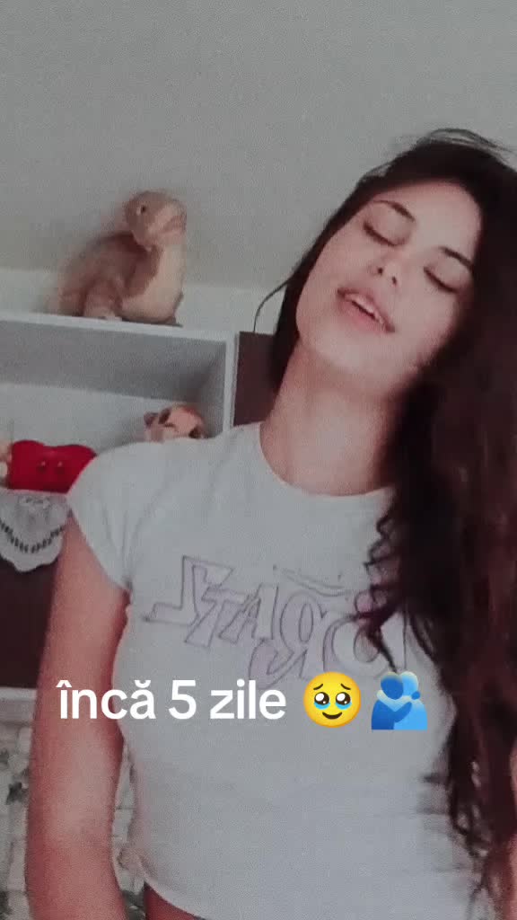 @Adriana Ela ๐๐ซฃ♥๏ธ