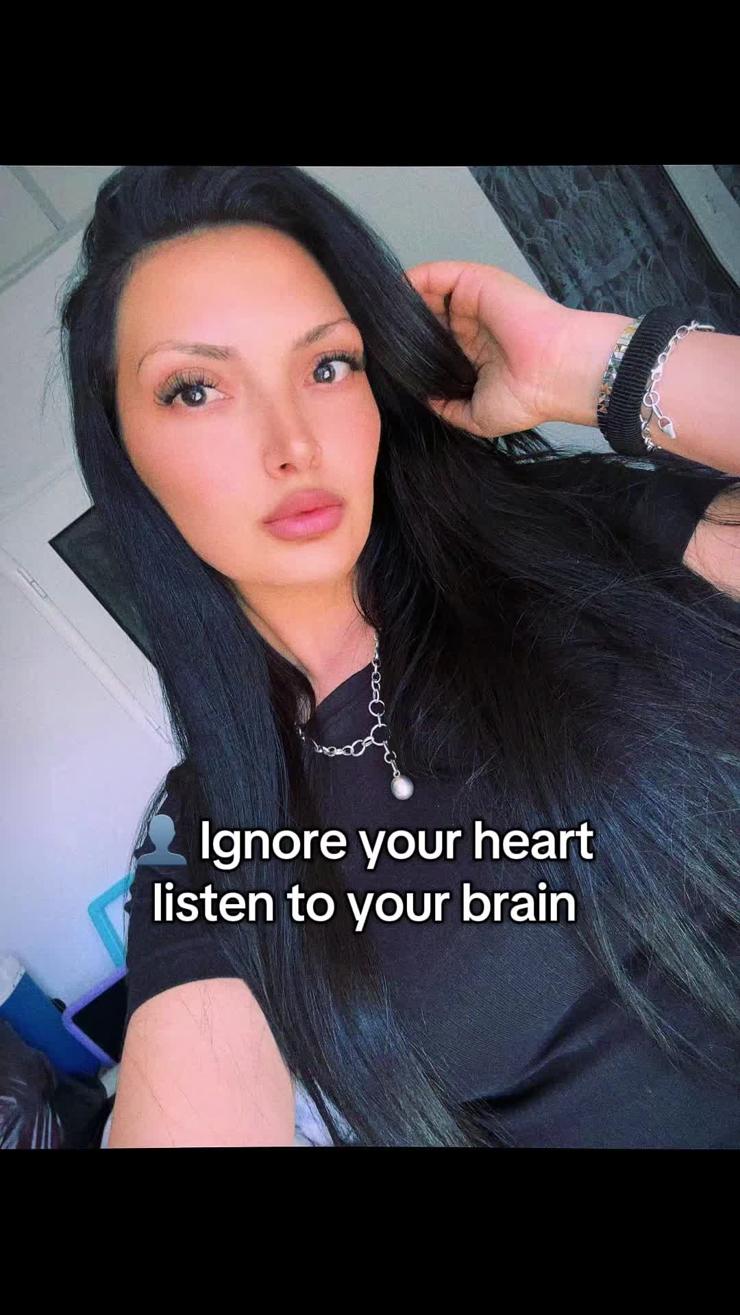 @💎 𝓖𝓸𝓵𝓭𝓮𝓷 𝓓𝓸𝓵𝓵 👑