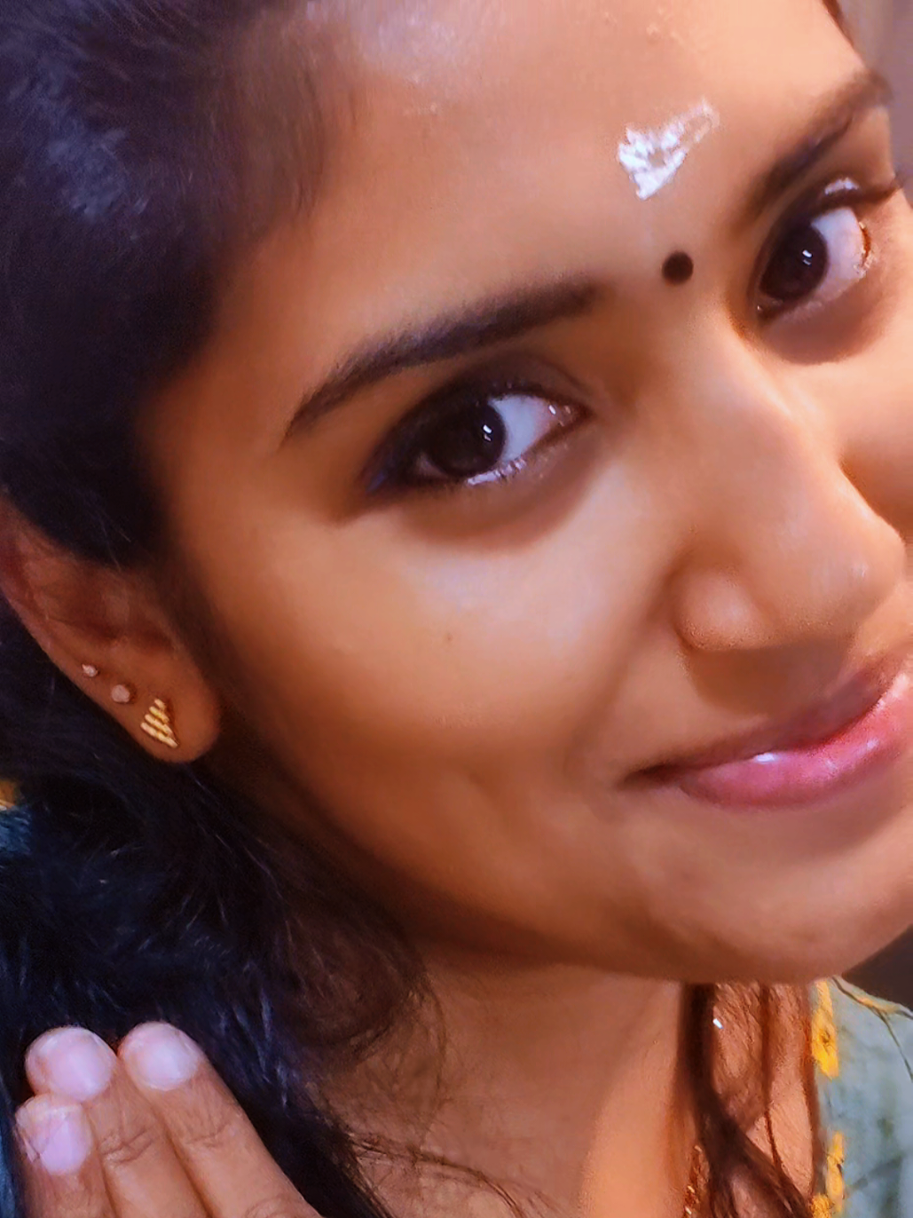 @꧁♡ Revathy🫅Raghunath♡꧂