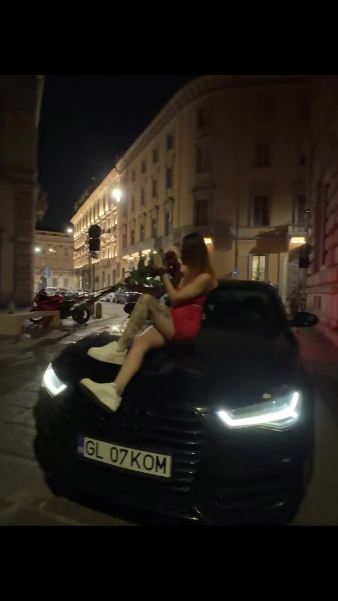 @AnaMaria18
