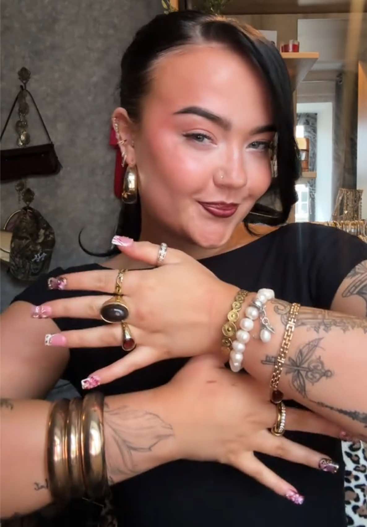 @leeya