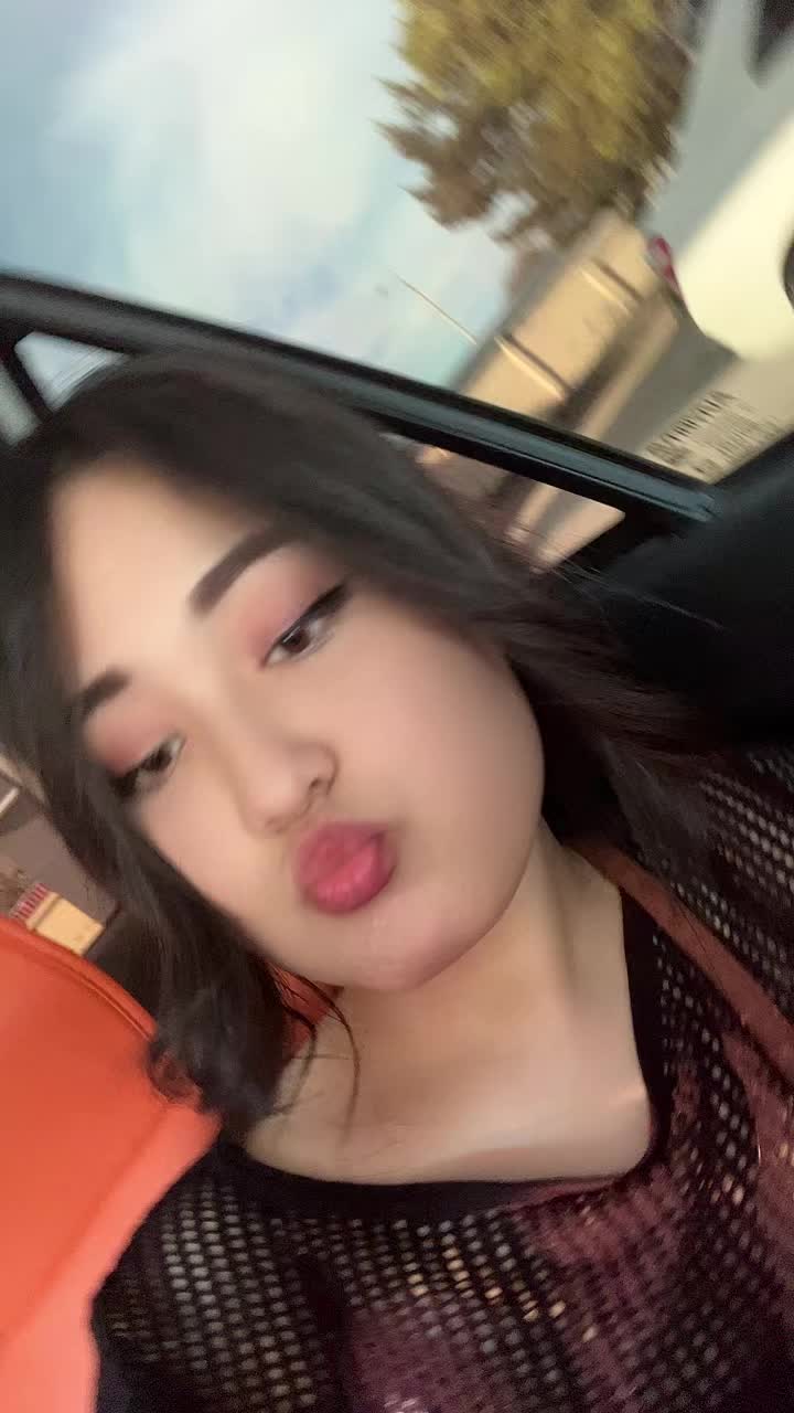 @нигина