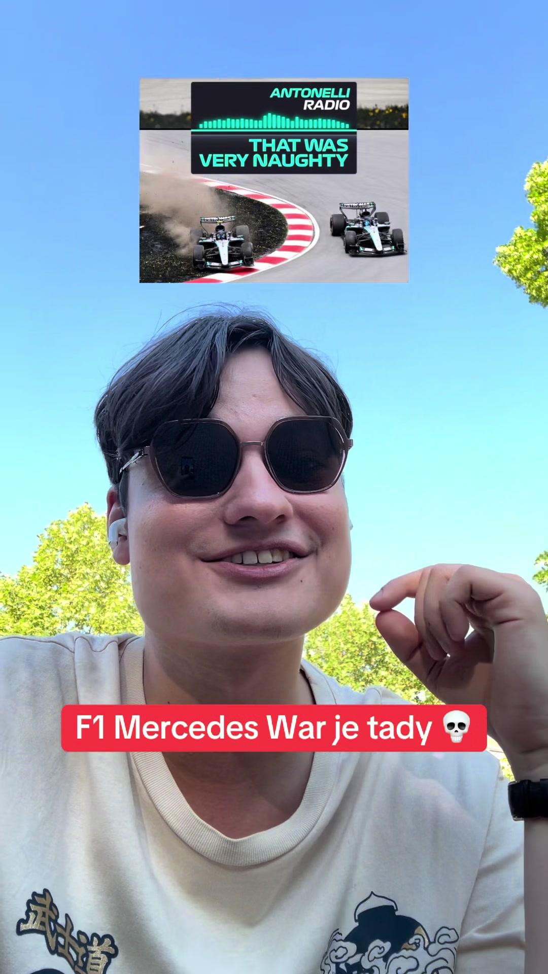 @Véva The News Guy