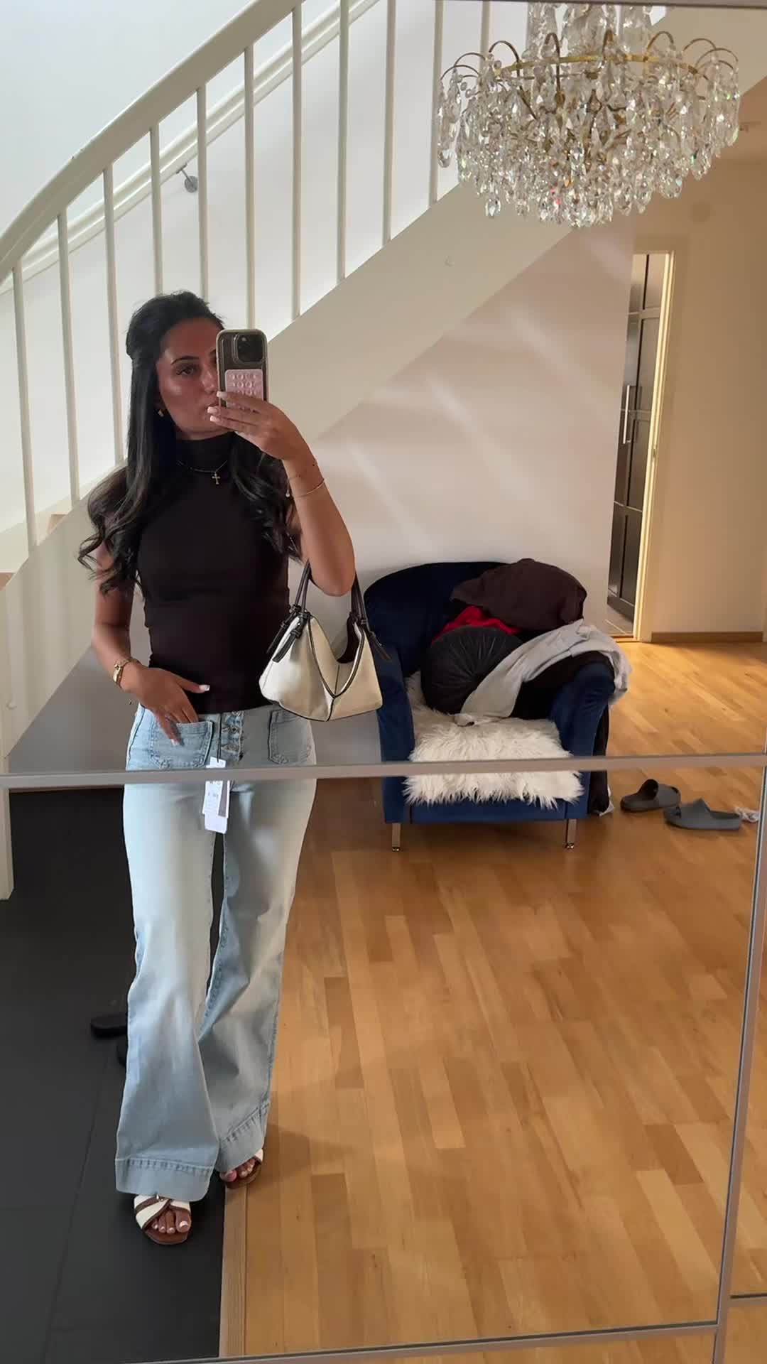 @Laura✟