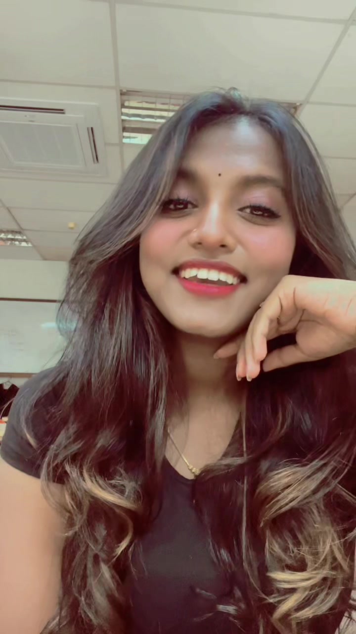 @Nisha_jeyen 💃🏻❤️