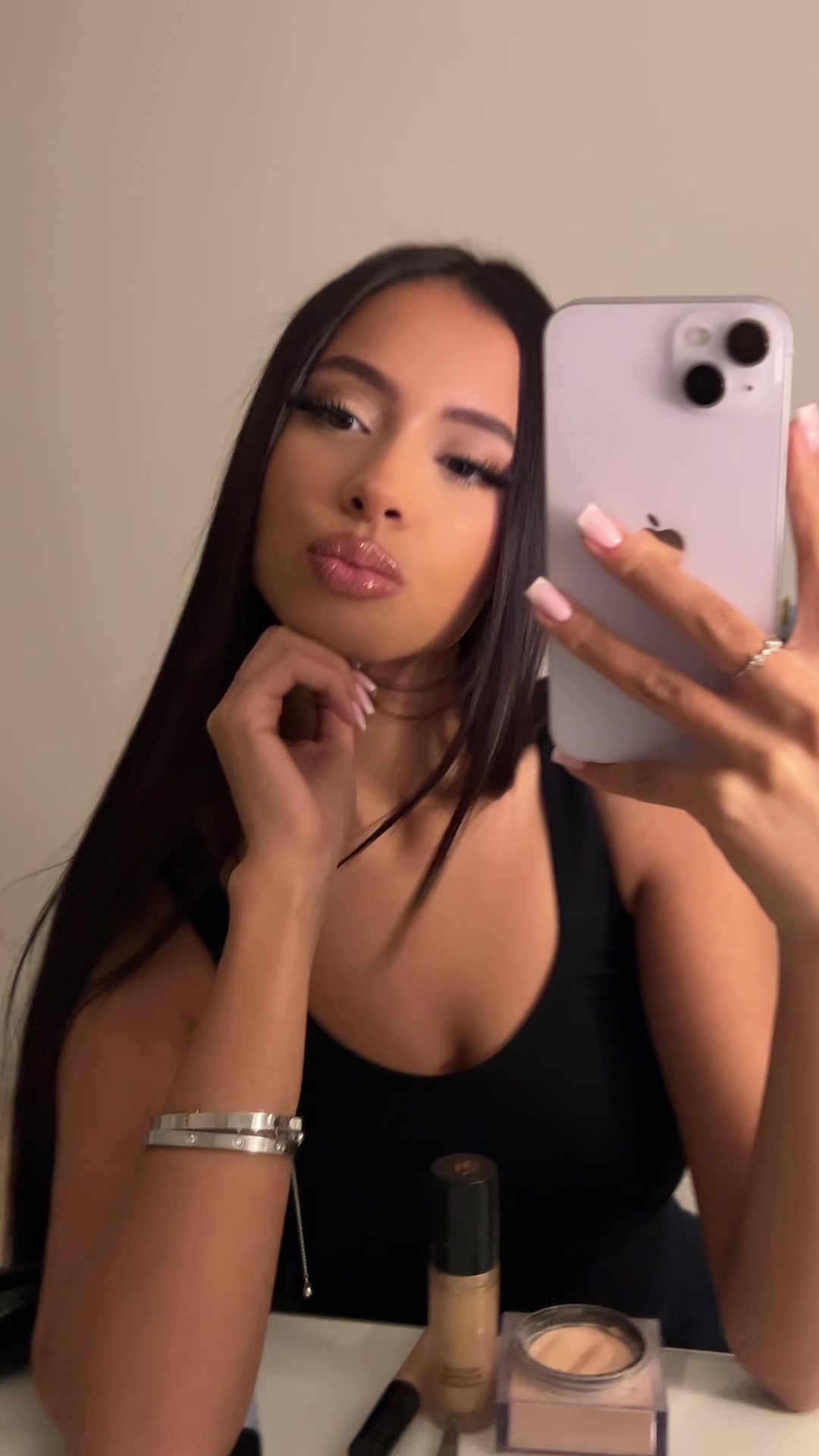 @Luna