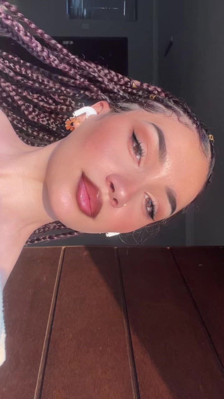 @Kaylen January✨🧿