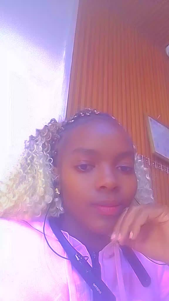 @RUPEY🥰😘