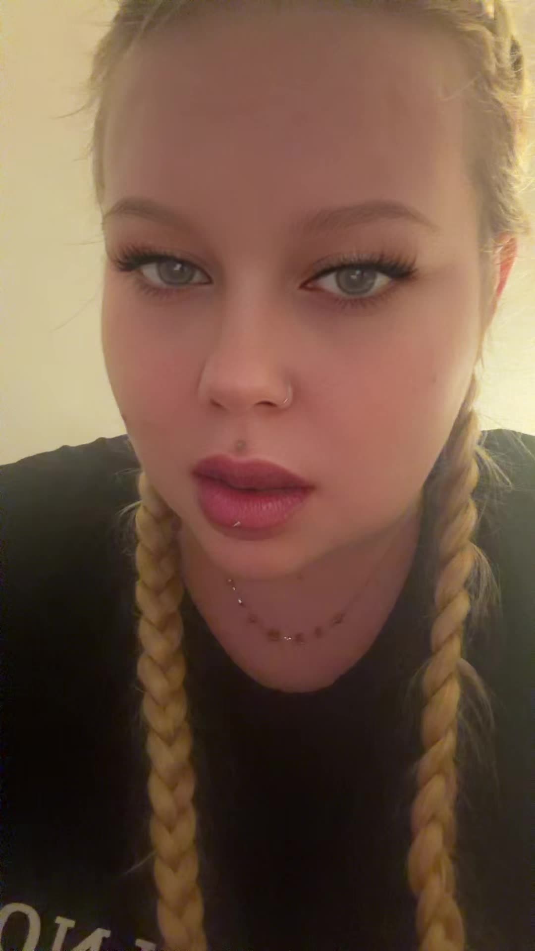 @whosthiseef
