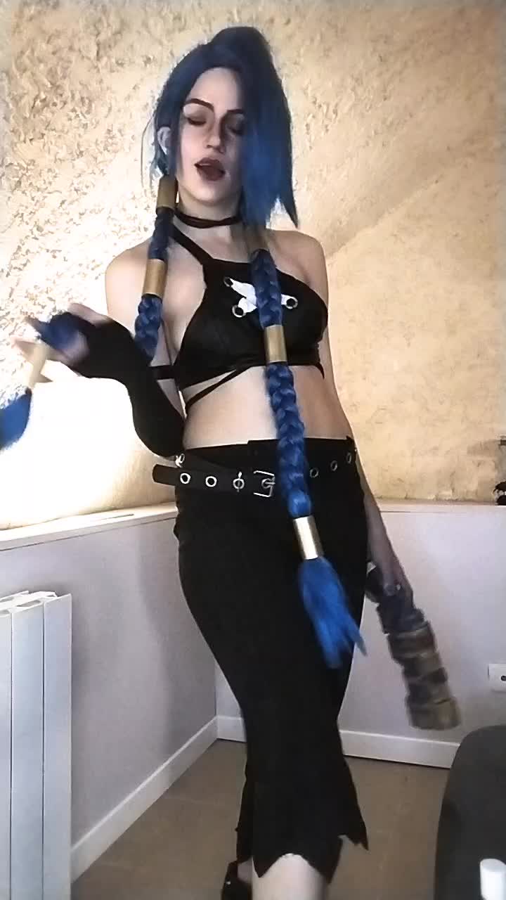 @aka_shiootaa