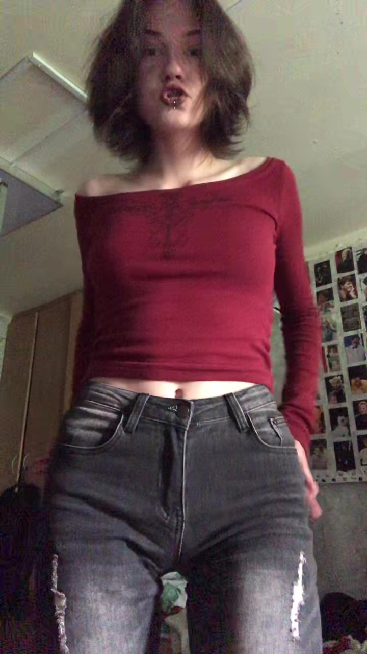 @awwwelie