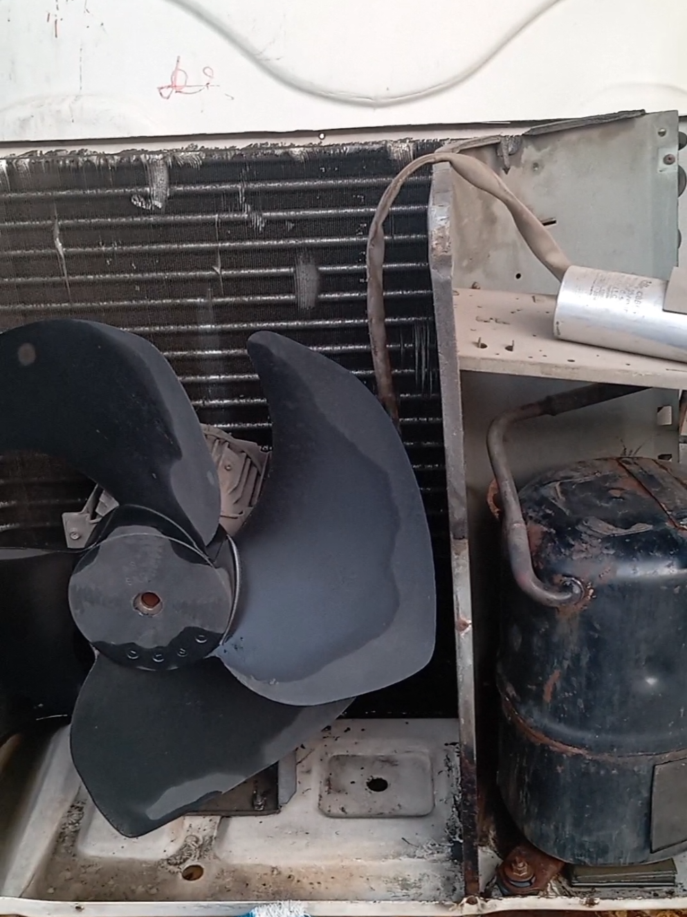 @Al_ Farooq_air_conditioner