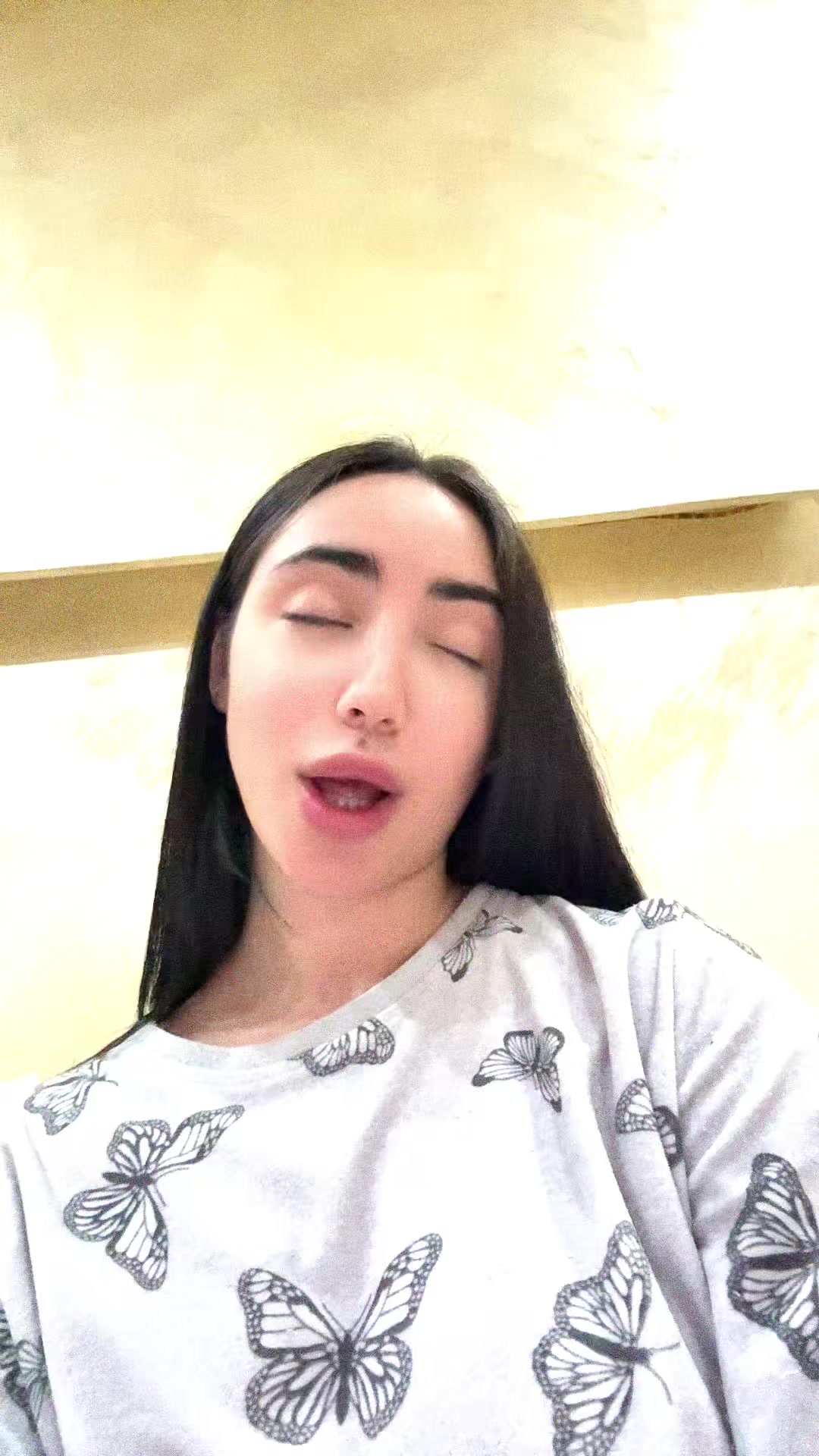 @𝓛𝓮𝓼𝓼𝔂🖤