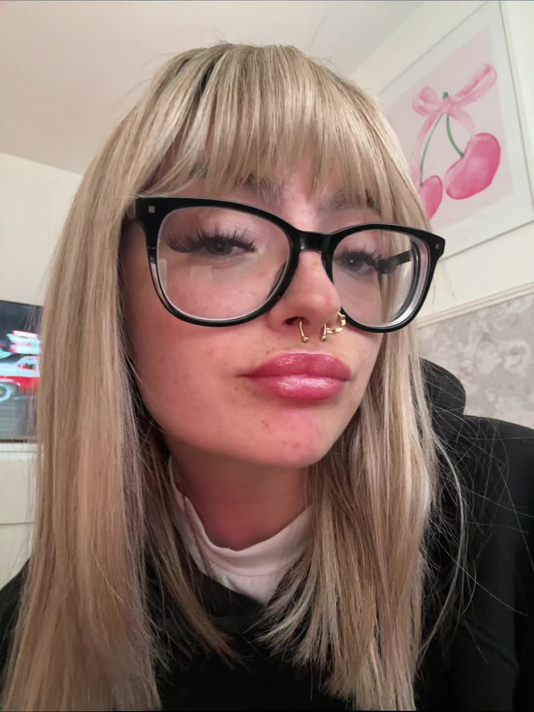 @btchesbrokenblondie 🩵