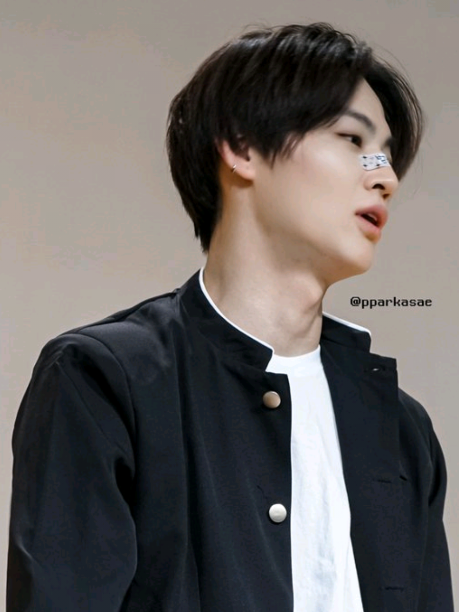 @L a d y ☯ D e f.