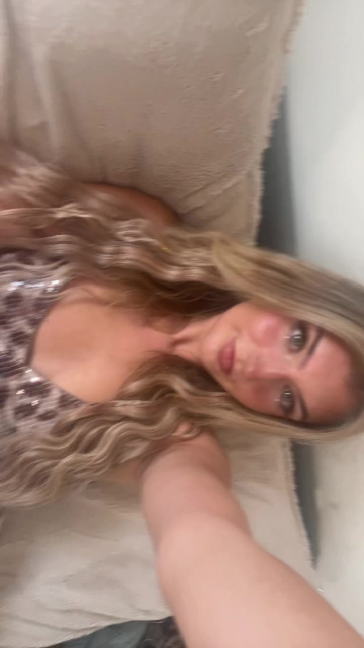@anniemcl_