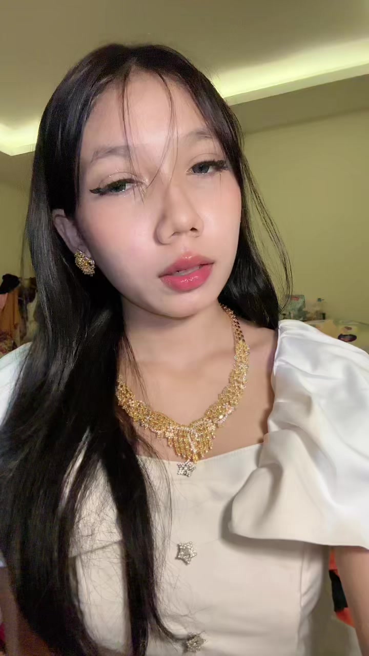 @Nita<3