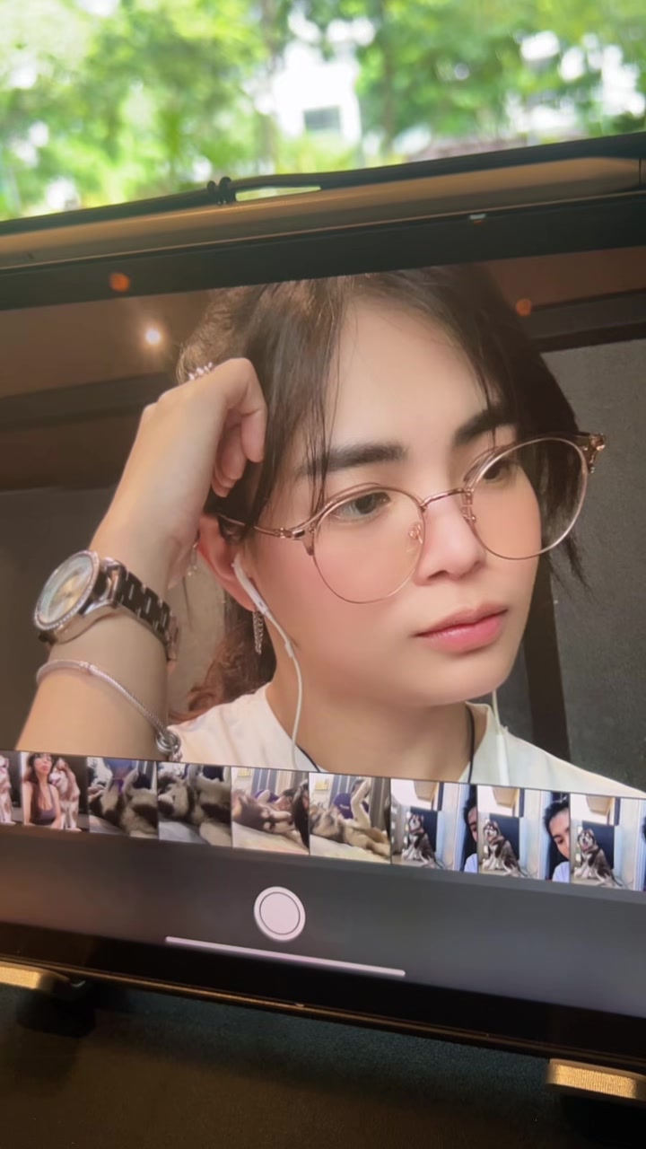 @MΛV.