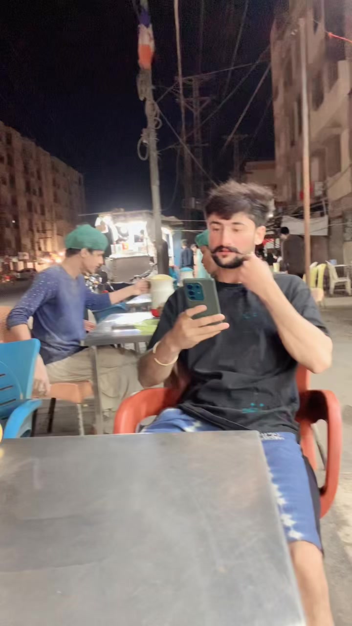 @♥️Zawar Azhar jeelani♥️
