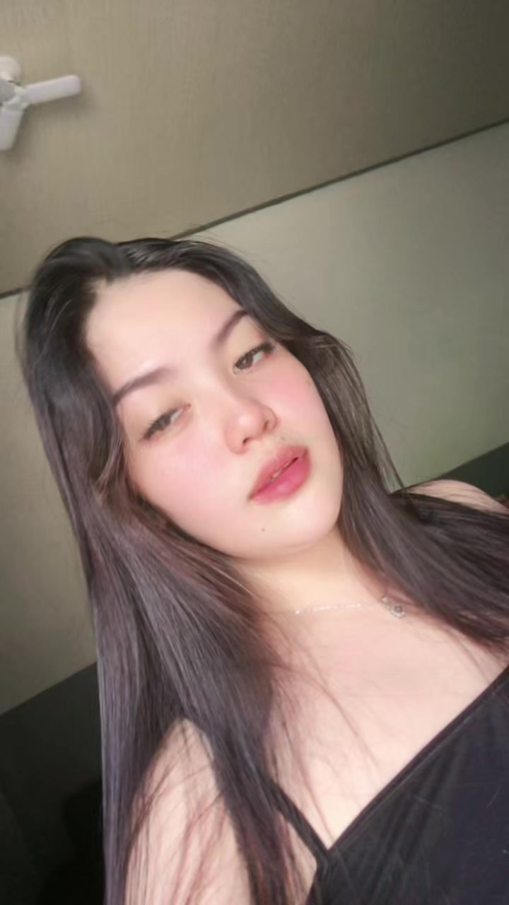@Genella🥀