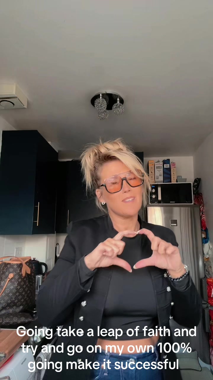 @Natalie Fox