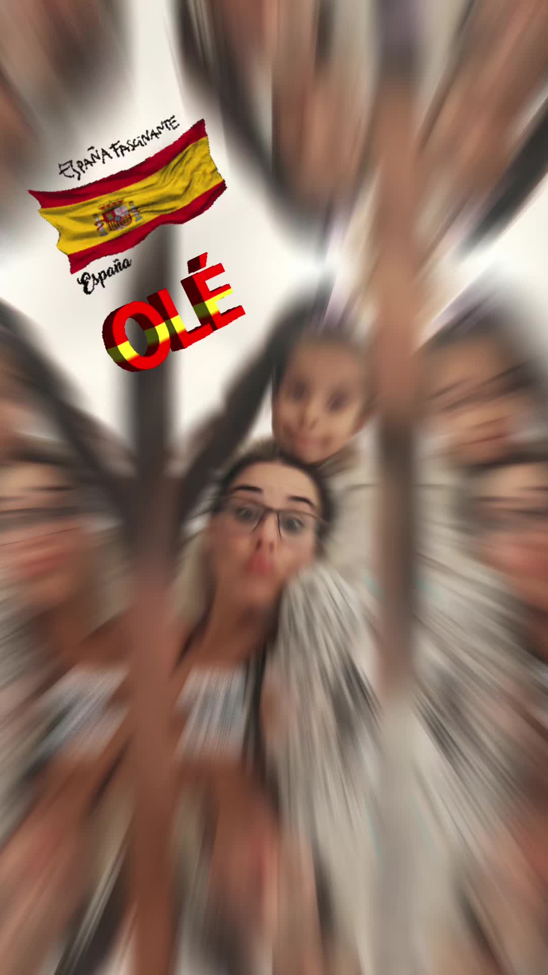 @holahola
