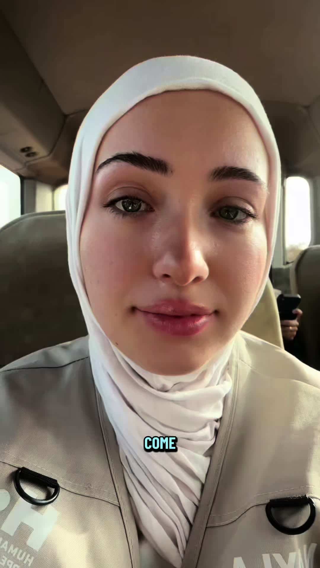 @Nayla نايلة