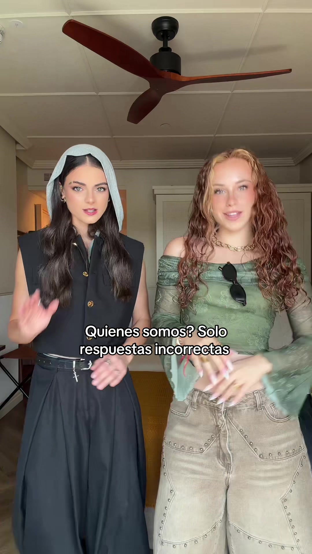@LUCIA DE LA PUERTA