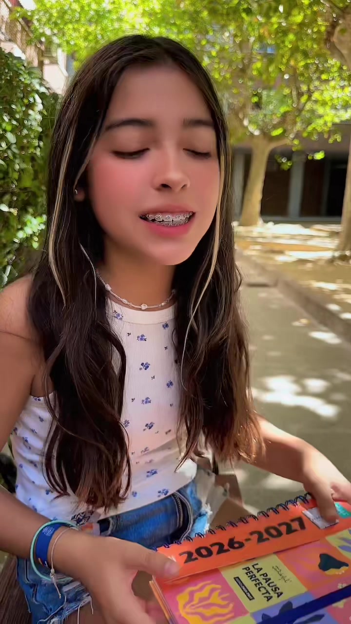@Ahinoa