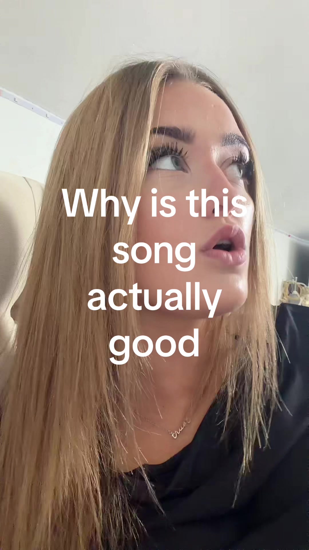 @⃟