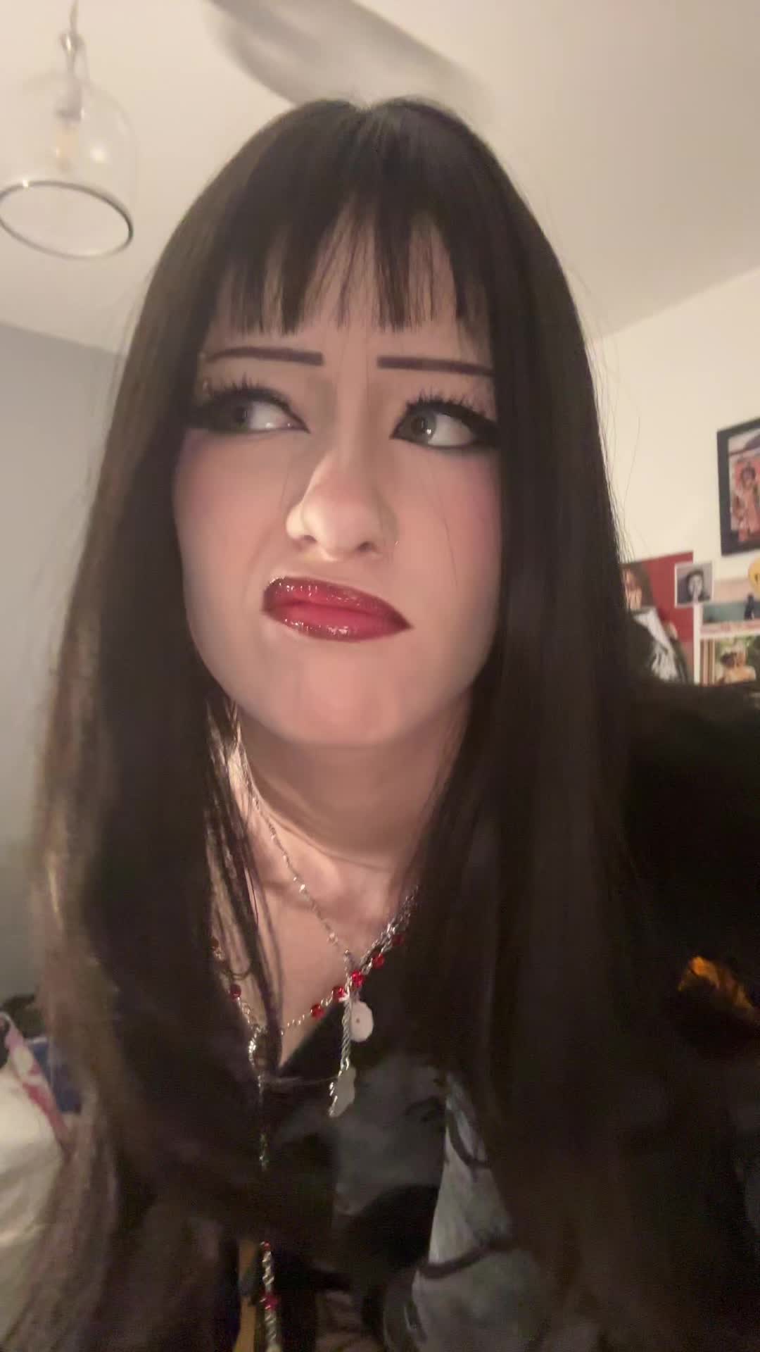 @gghoulishly