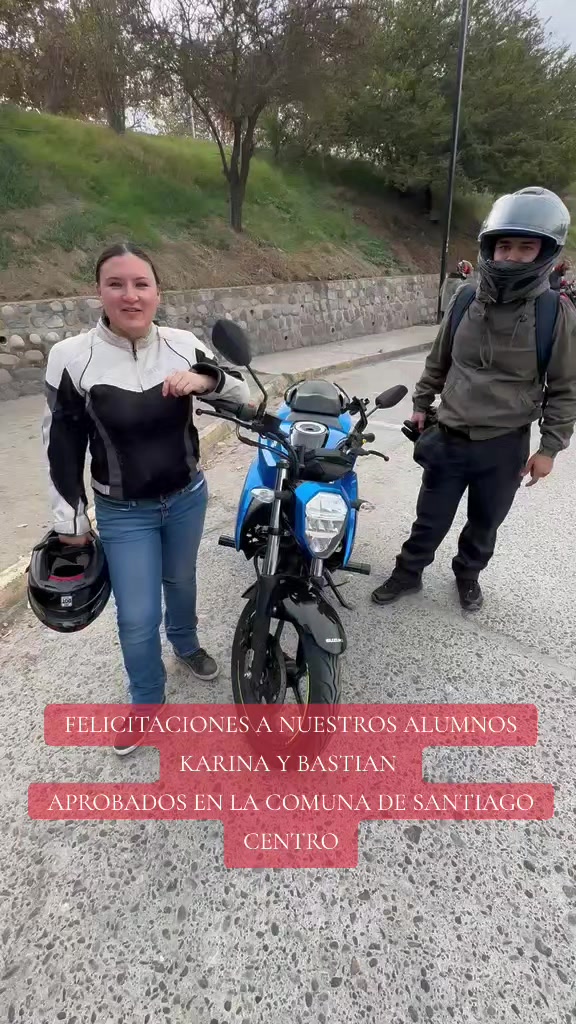 @CLASESDEMOTO.GIXXERMANIA