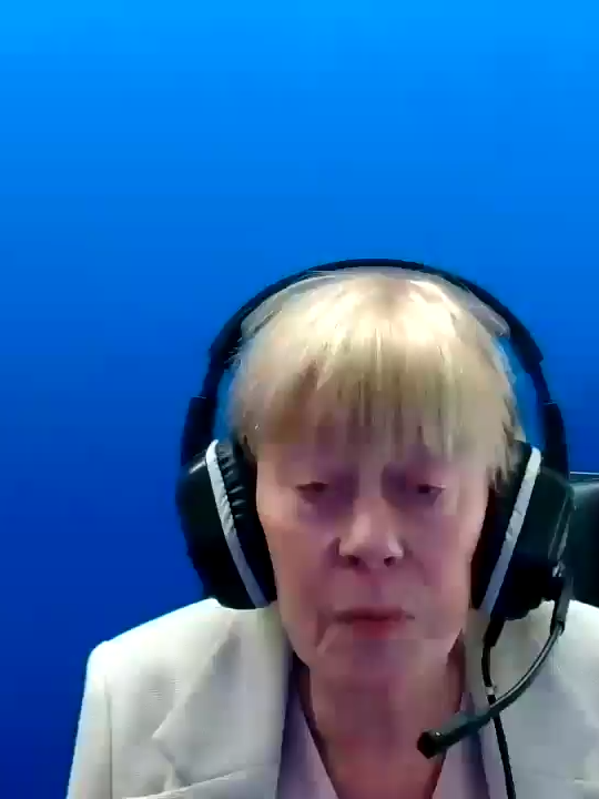 @AnneJirsch