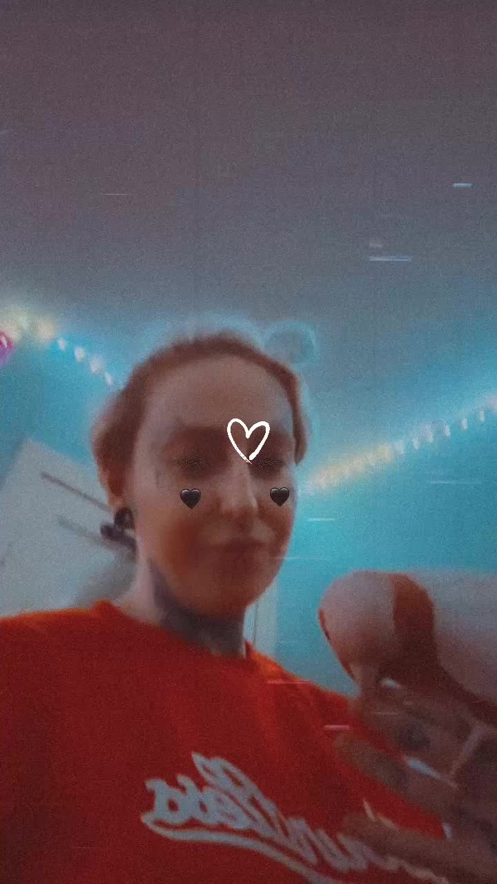 @galaxxygirl_